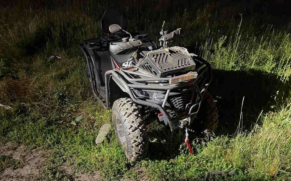 Юный пьяный скутерист врезался в юного пьяного мопедиста в Воронежской области