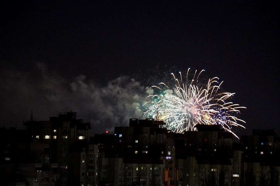 Воронежцы массово нарушили запрет на пиротехнику в новогоднюю ночь