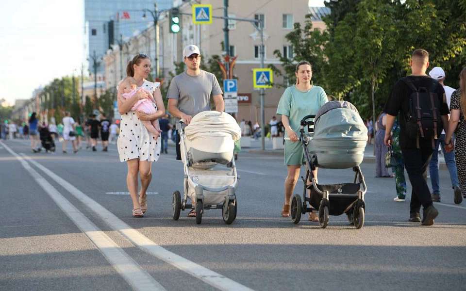 Эксперимент с проспектом Революции продолжает волновать воронежцев