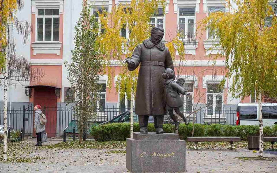  Какие спектакли для подростков показали на театральном фестивале «Маршак»