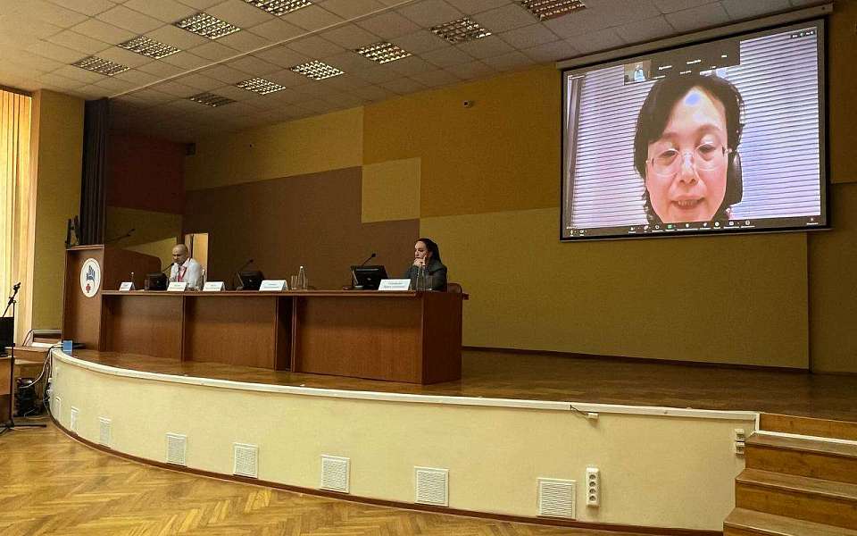 Реаниматологи России, Беларуси, Китая обсудили в Воронеже новый уровень респираторной поддержки критических пациентов