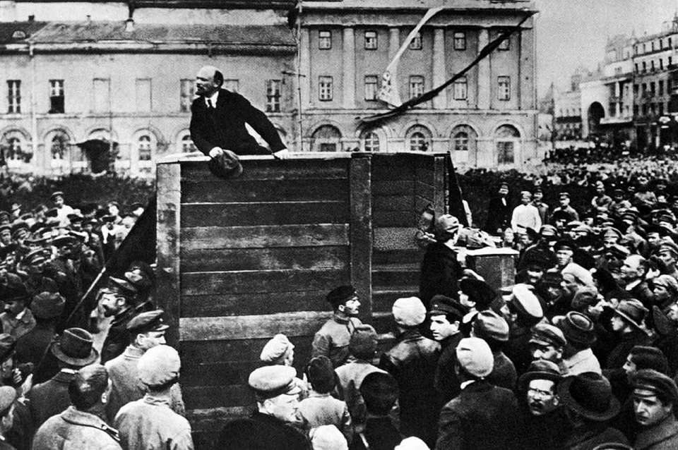 Что будет в Воронеже 7 ноября. Дедовские плачи. День Октябрьской революции. Реорганизация ЗАГСов. Желтый уровень метеоопасности