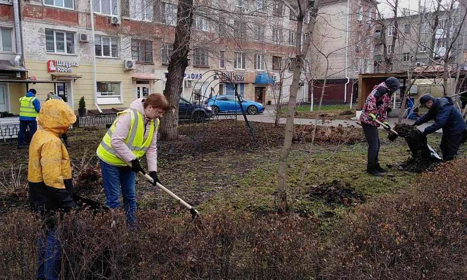 В Ленинском районе стартовал месячник благоустройства