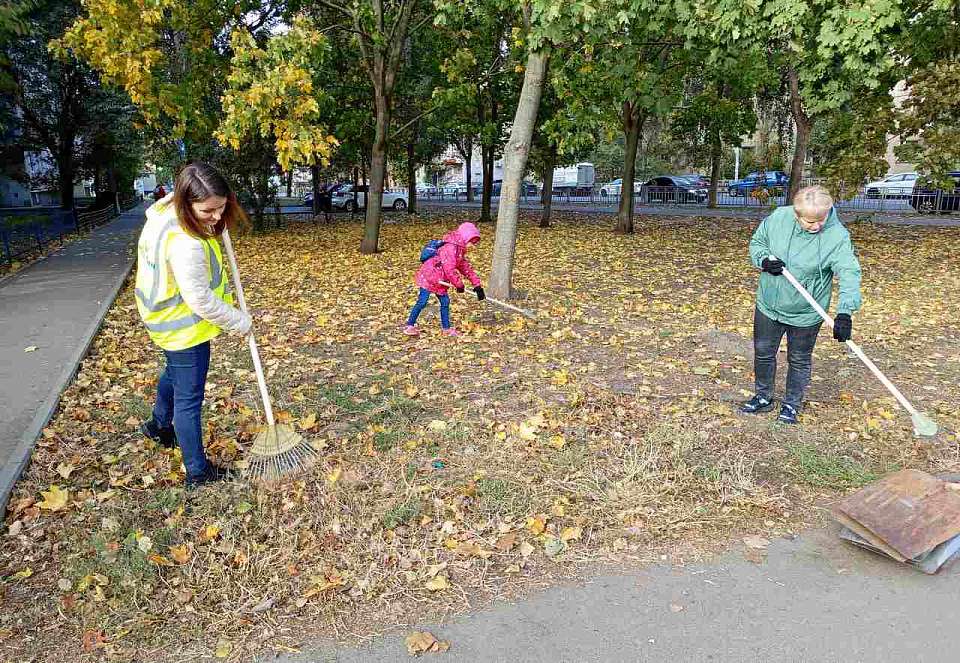 В Ленинском районе набирает обороты месячник благоустройства