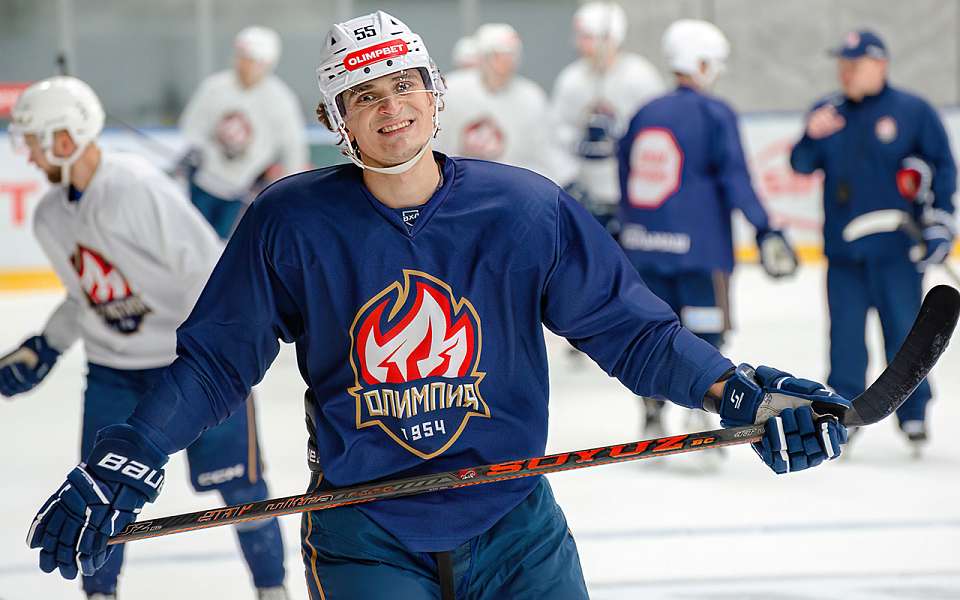 Денис Ванин снова примерит форму воронежского «Бурана»