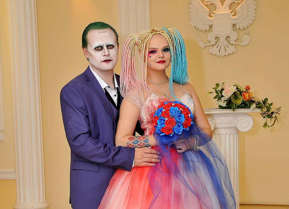 «Джокер» и «Харли Квинн» отпраздновали в Воронеже уникальную свадьбу