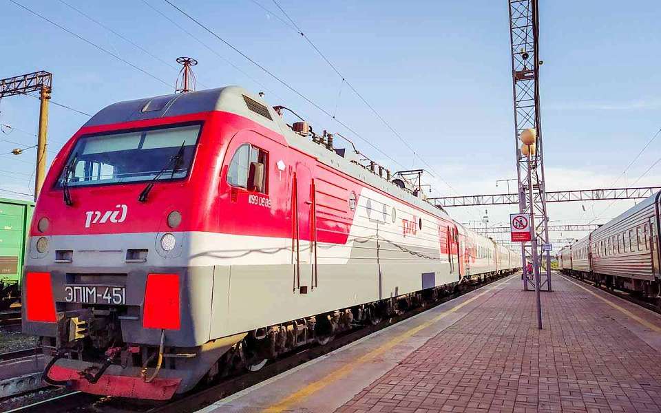 Новый пригородный поезд запустят из Воронежа в июне