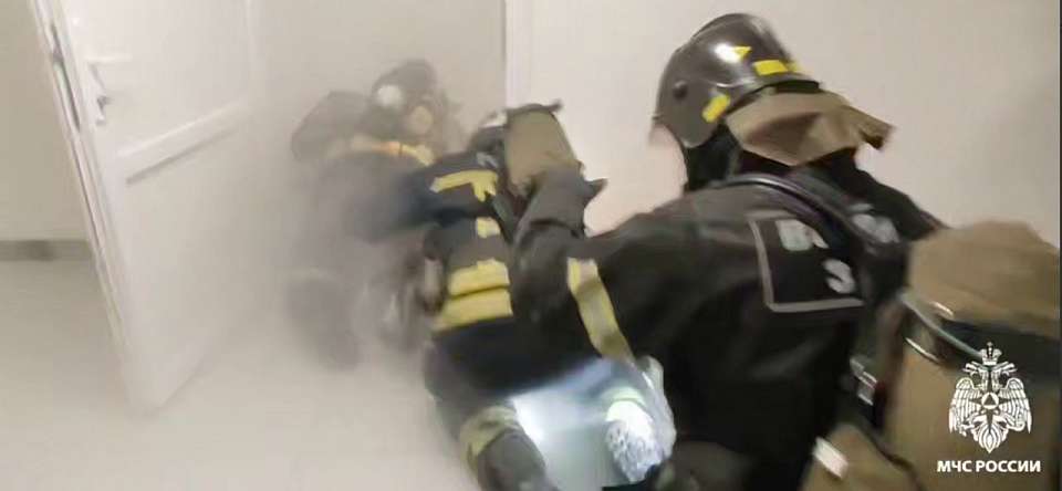 Из Дворца спорта в Воронеже эвакуировали 840 человек и потушили условный пожар