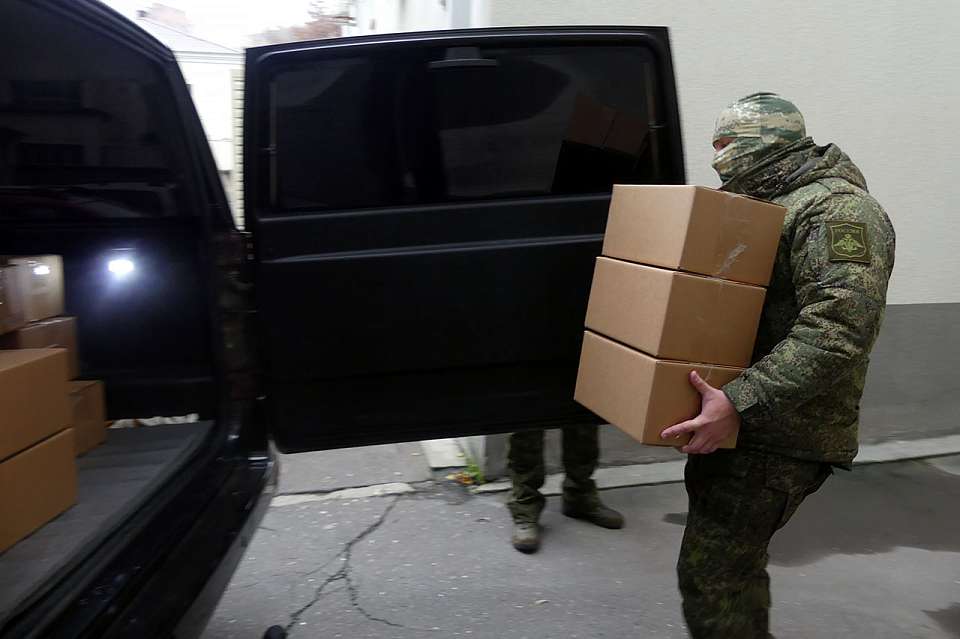 Согреть теплом реальных дел: очередной гуманитарный груз отправили воронежцы для бойцов СВО
