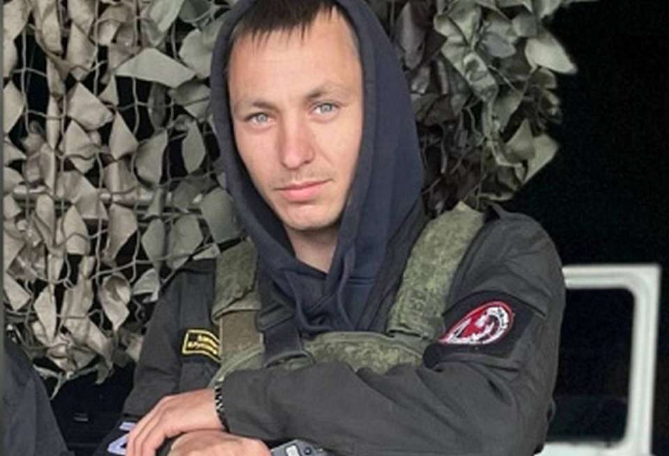Похоронили 28-летнего бойца СВО на Аллее Героев в воронежском райцентре