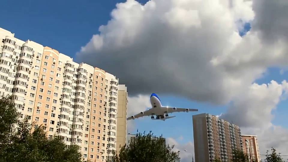 В Воронеже сократили в шесть раз зону воронежского аэропорта, в которой запрещено строительство жилья 
