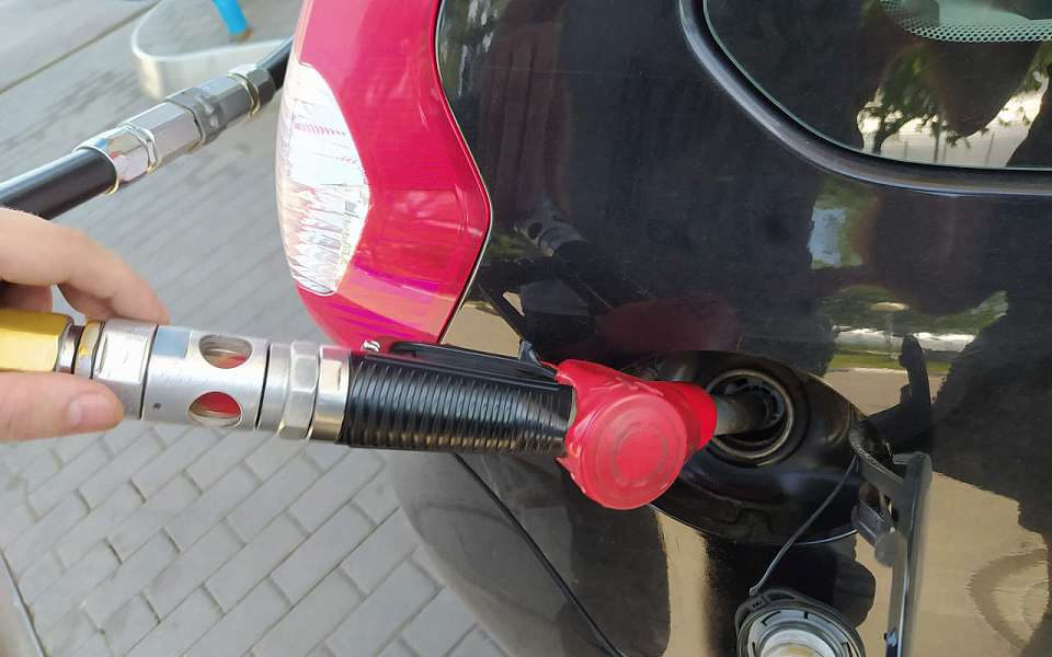 Цены на бензин и дизтопливо значительно выросли в Воронежской области