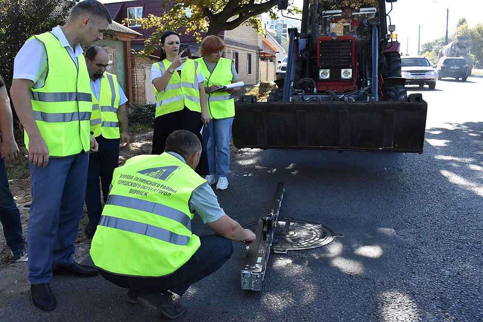 В Ленинском районе прошел рейд по проверке состояния дорожной инфраструктуры