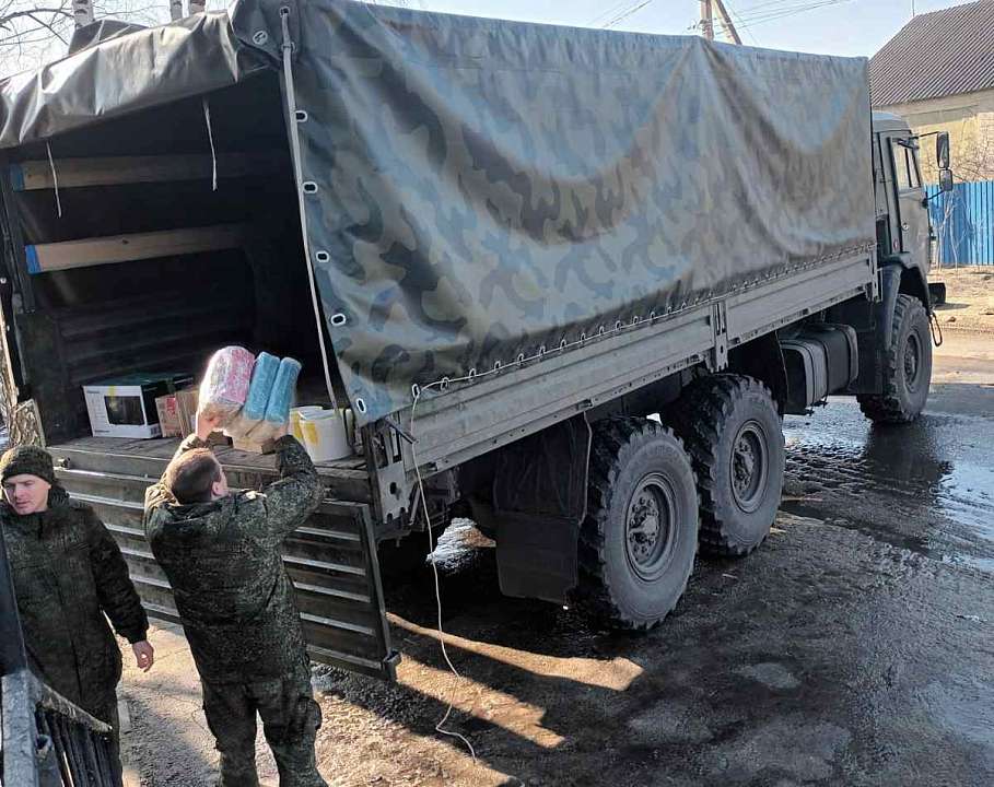 Из Коминтерновского района Воронежа продолжается оправка гуманитарной помощи военнослужащим спецоперации