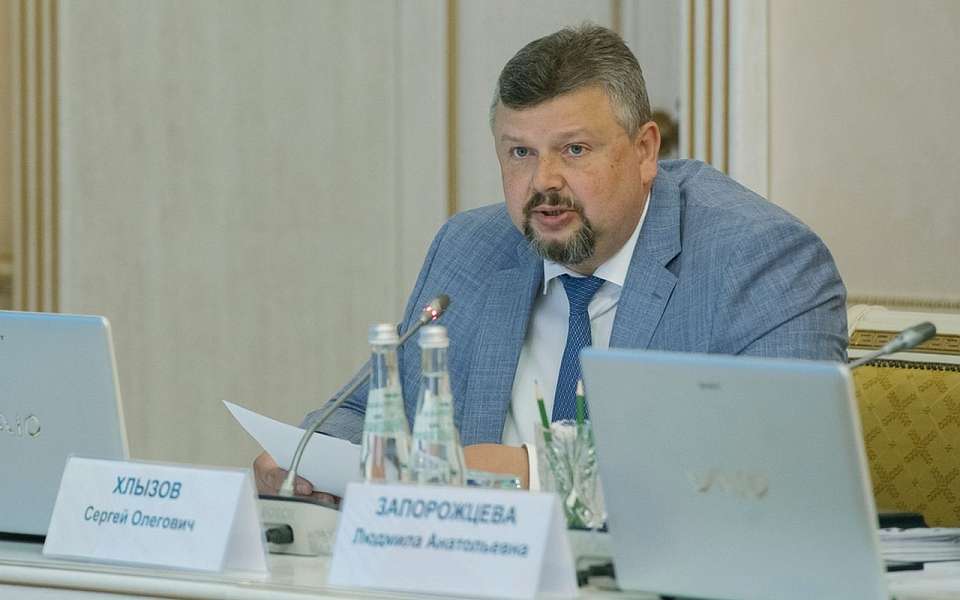 Новые принципы работы такси обсудили в правительстве Воронежской области