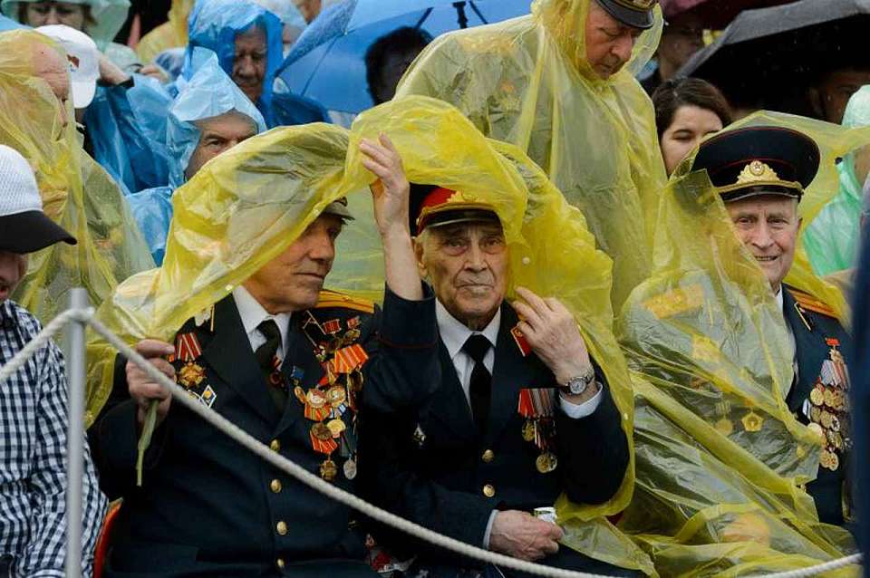 Юбилейные выплаты в честь 80-летия Победы начали получать воронежские ветераны