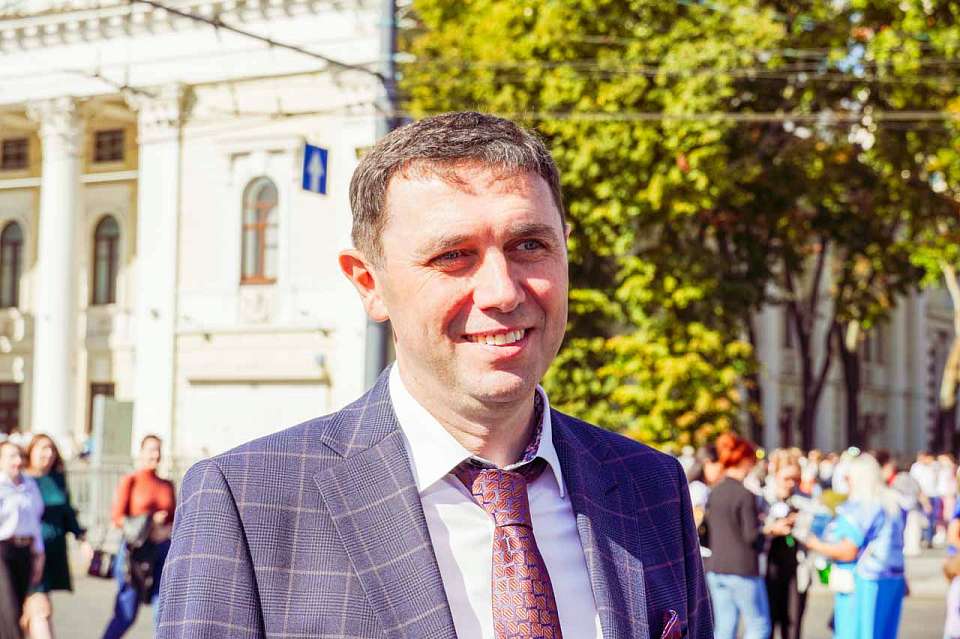 Мэр Воронежа Сергей Петрин поздравил жителей с Днем города