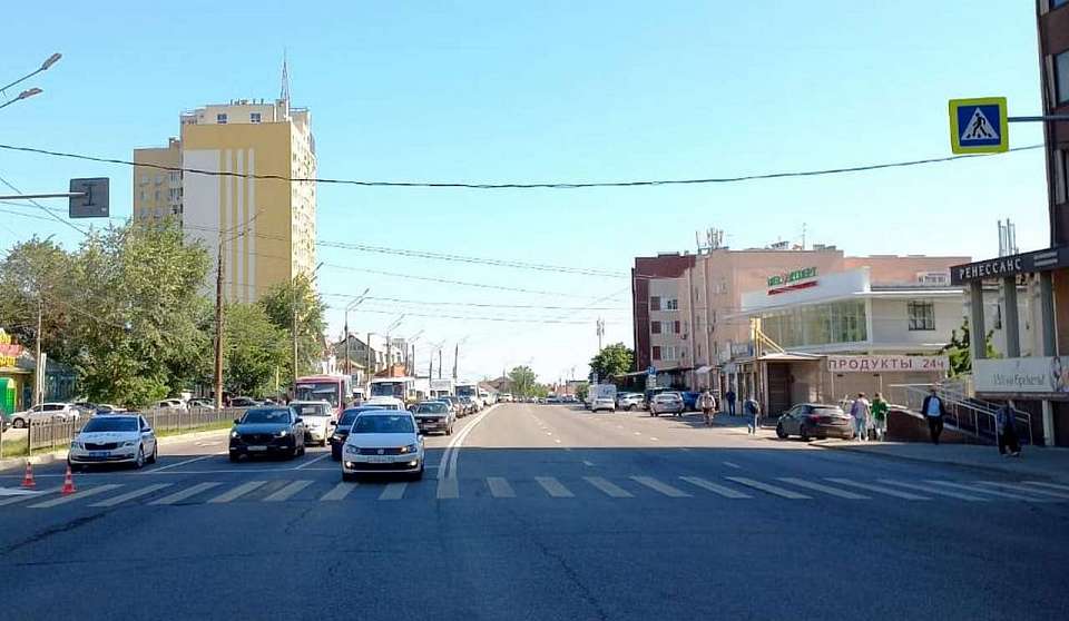 Автомобилист насмерть сбил пешехода в Воронеже