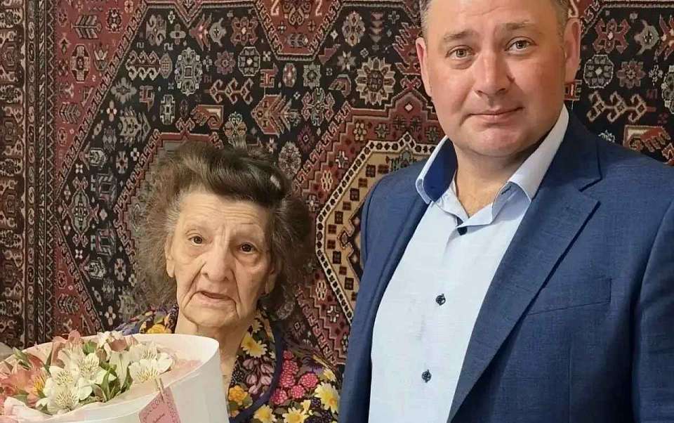 100-й день рождения отмечает жительница Центрального района Мария Яковлевна Андрющенко