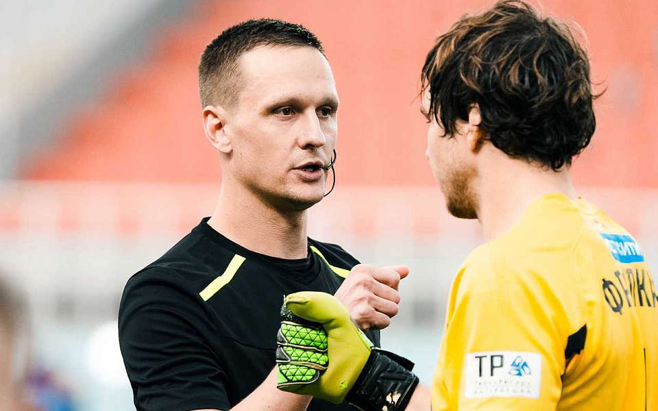 «Факел» и костромской «Спартак» рассудит на воронежском поле Станислав Матвеев