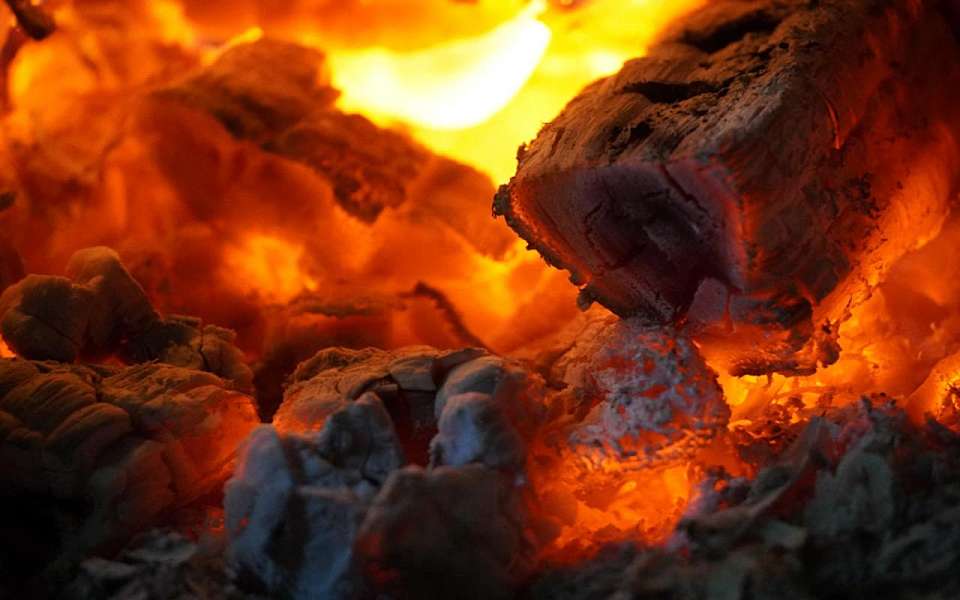 Мужчина пострадал при пожаре в Воронежской области