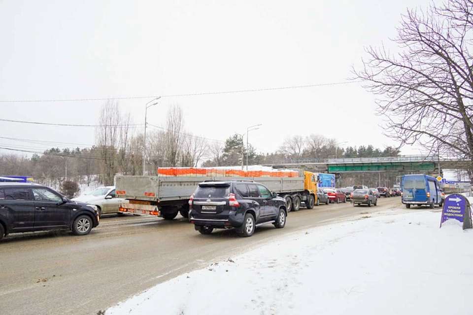 О зимнем скоростном режиме на трассе М-4 «Дон» предупредили воронежских водителей