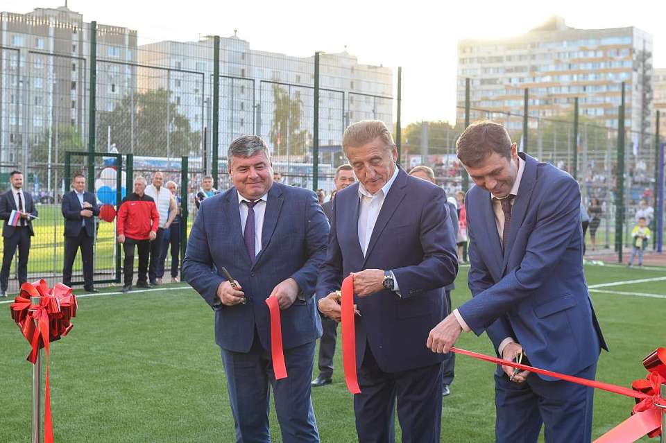 В воронежском микрорайоне Придонской открыли новые спортивные площадки