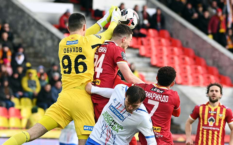 Победу над принципиальным соперником одержал воронежский «Факел»