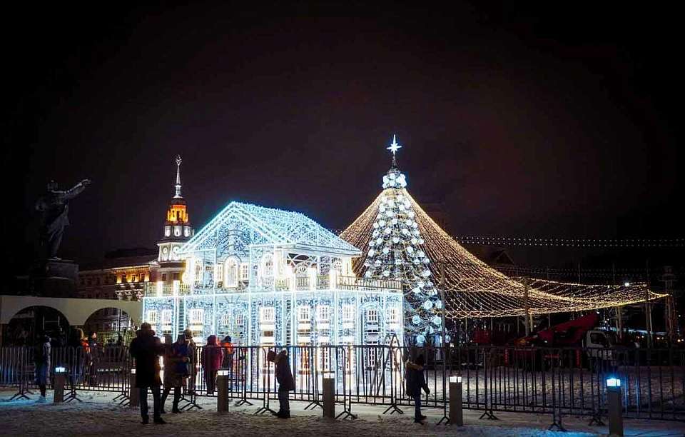 В новогоднюю ночь закроют движение в районе площади Ленина в Воронеже