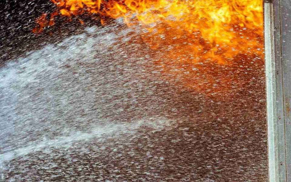 Пожары на предприятиях и повреждения домов зафиксировали в Воронеже после налета БПЛА