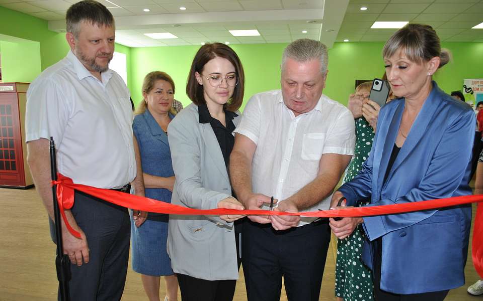 В еще одном подшефном Воронежской области районе ЛНР открылся Центр общественного развития 
