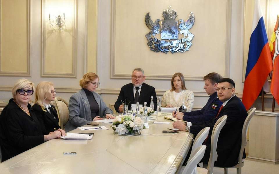 Число детей-сирот сократилось в Воронежской области