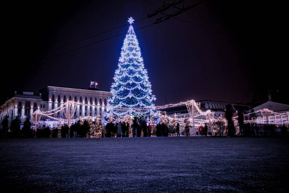 Воронежцы поделились фотографиями гуляний в центре города в новогоднюю ночь