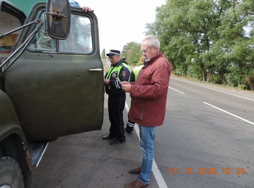 Десять юрлиц незаконно перевозили отходы в Воронежской области