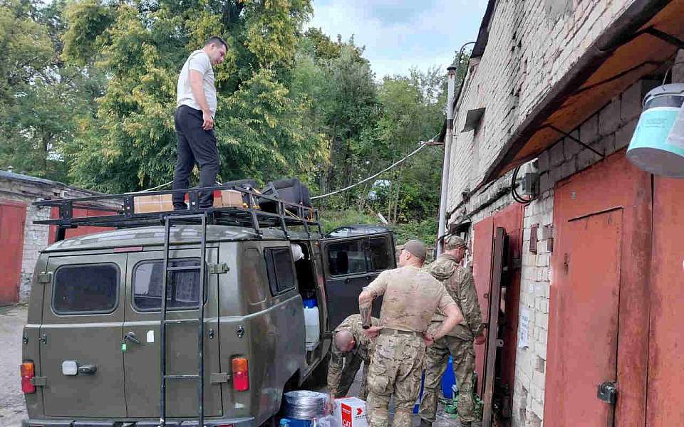 Приближая победу. Из Воронежа на фронт отправили очередной гуманитарный груз