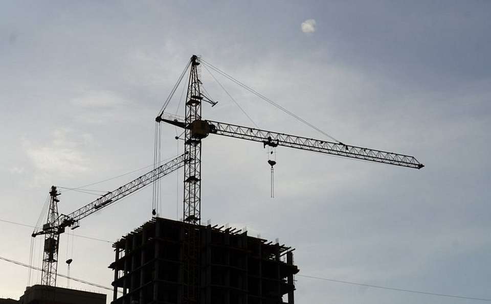 Власти ответили обеспокоенным строительством многоэтажки у ЖК «Лазурный» воронежцам
