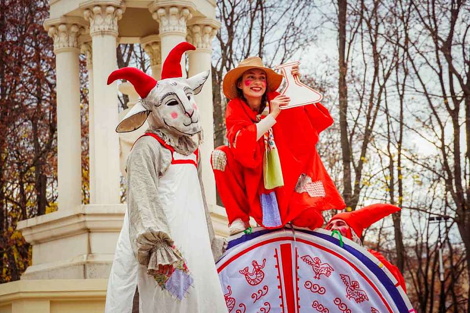Осенняя сказка. В Воронеже открылся детский театральный фестиваль «Маршак»