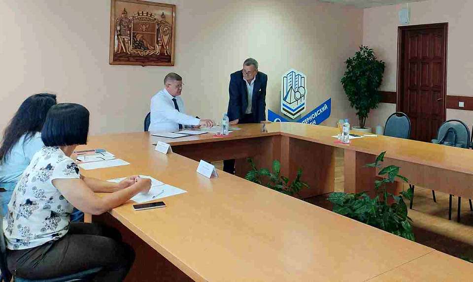 В Коминтерновском районе прошел прием граждан