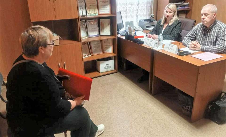 В Краснолесном провели выездной приём