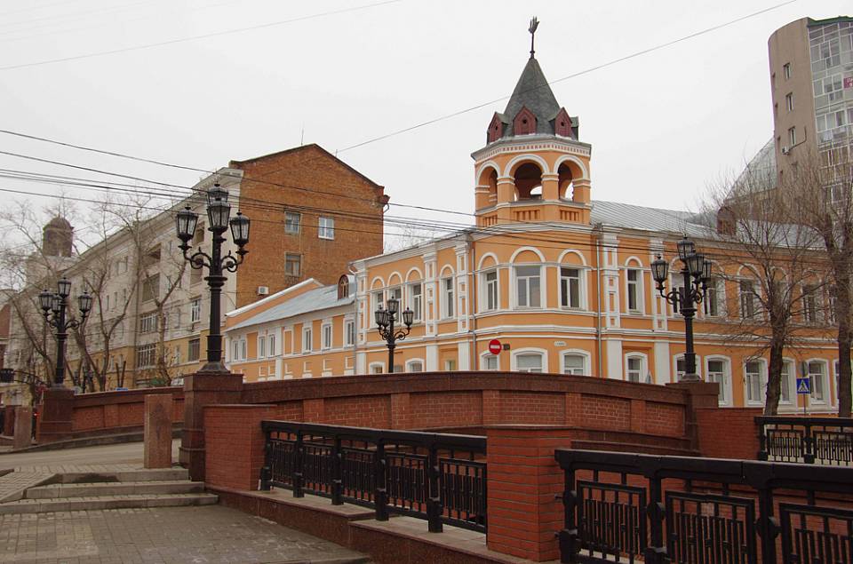 В центре Воронежа на сутки закрыли проезд по участку улицы Орджоникидзе