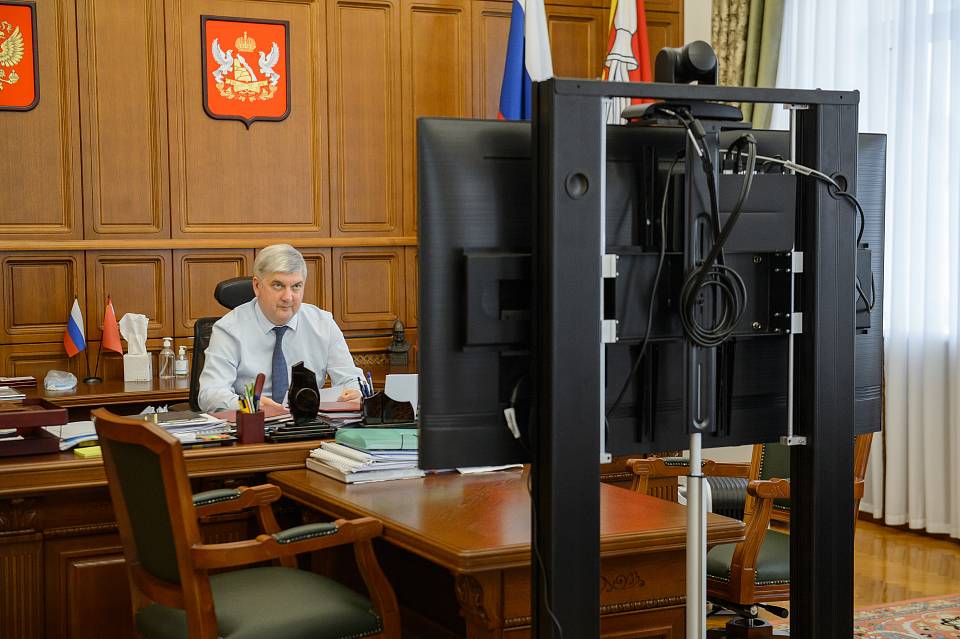 Губернатор Александр Гусев ввел режим повышенной готовности в Воронежской области