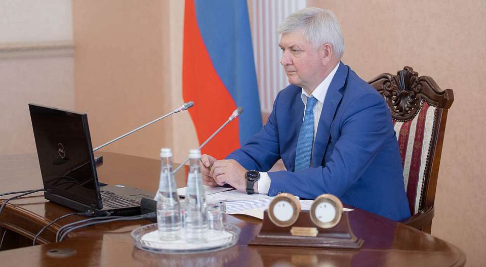 Соболезнование по поводу крушения пассажирского самолёта выразил воронежский губернатор