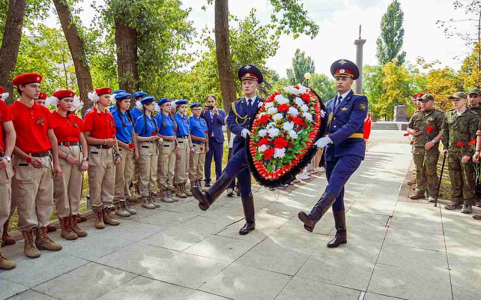 В Воронеже почтили память жертв теракта в Беслане и героев-спецназовцев