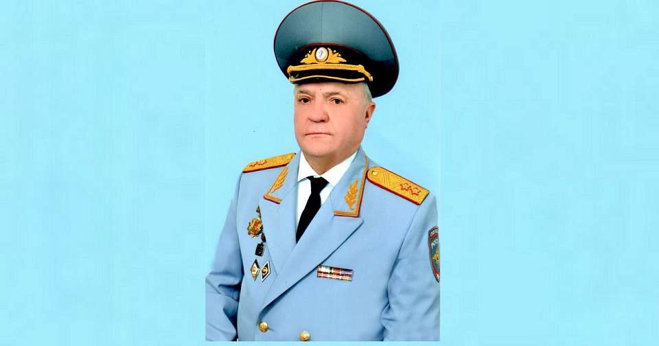 Мэр Сергей Петрин поздравил с днем рождения почетного гражданина Воронежа Виктора Тройнина