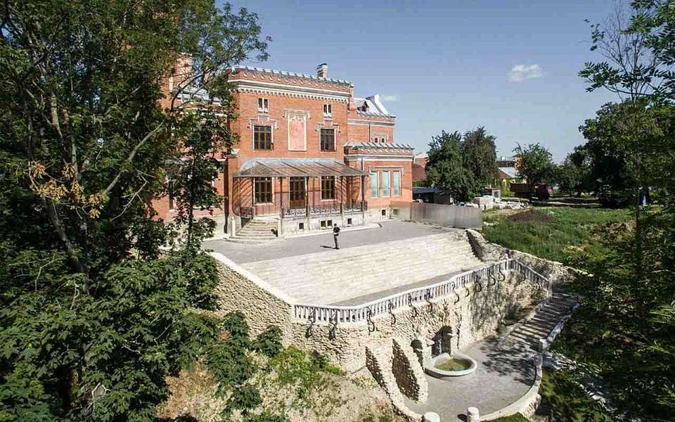 За 167 млн рублей продолжат реконструкцию Дворца Ольденбургских под Воронежем