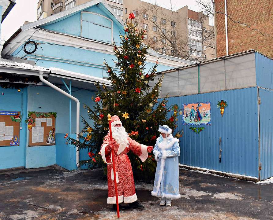 В Ленинском районе готовятся к Новому Году