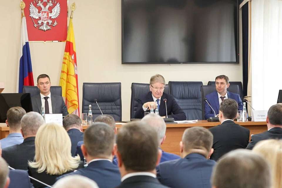 Мэр Воронежа принял участие в первом заседании нового состава городской думы