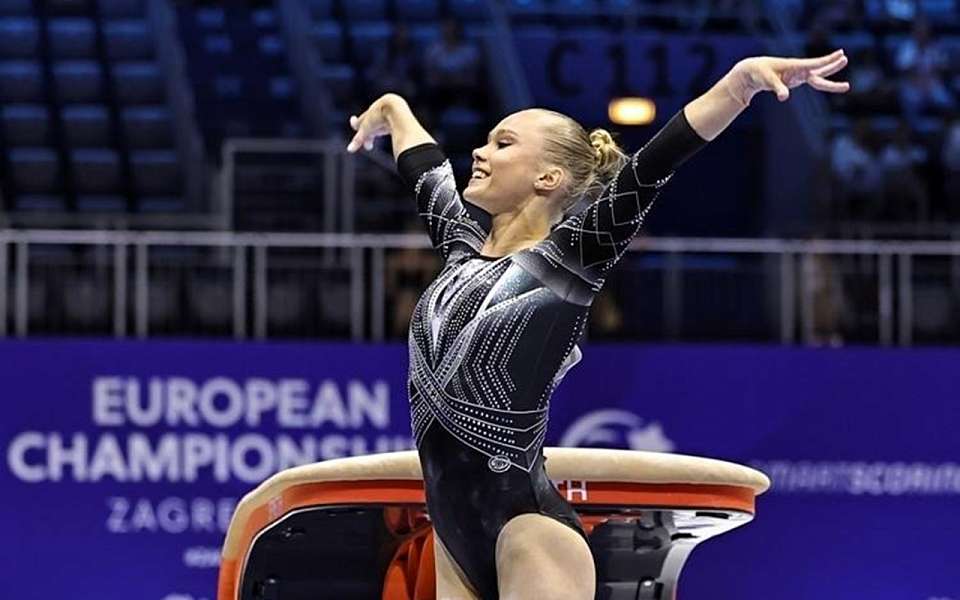 Воронежская гимнастка Ангелина Мельникова стала трехкратной чемпионкой Евро-2026