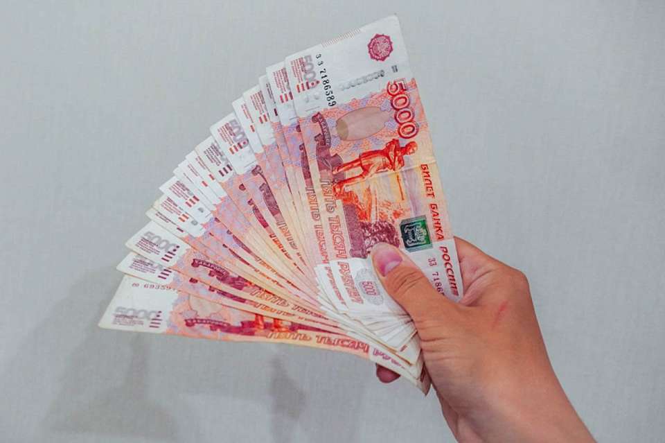 Швейное предприятие в Воронежской области выплатило работникам более 400 тыс. рублей долга