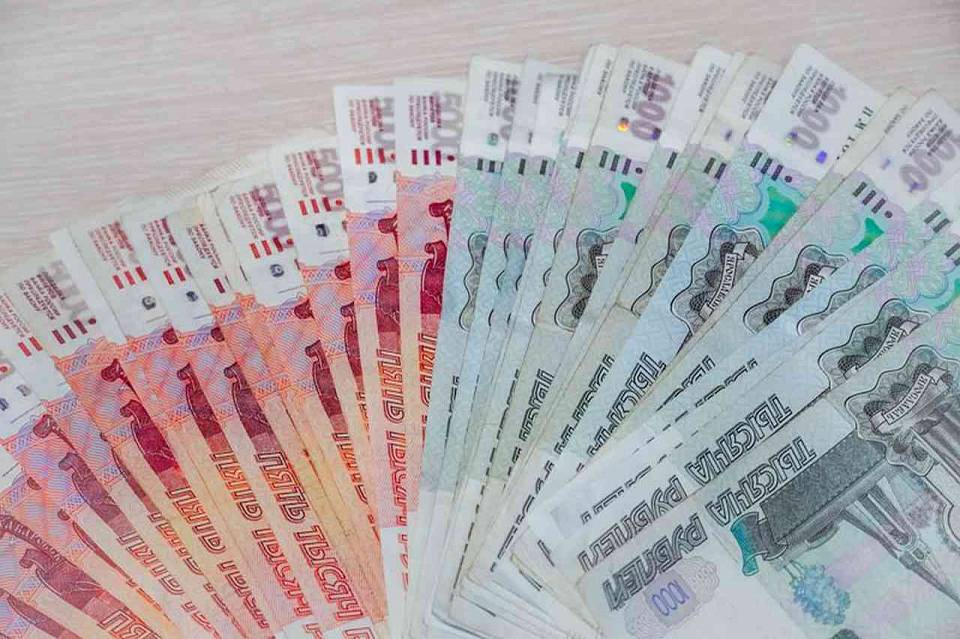 В Воронежской области мошенники запугали пенсионерку из Москвы и заставили перевести 1,1 млн рублей